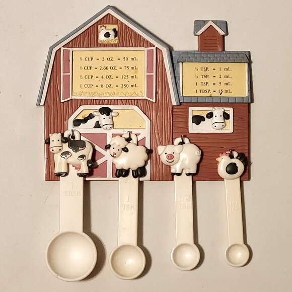 ADORABLE Barn Yard Animals Measuring Spoon Set Wall Hanging Cow Sheep Pig Chick - Picture 3 of 3